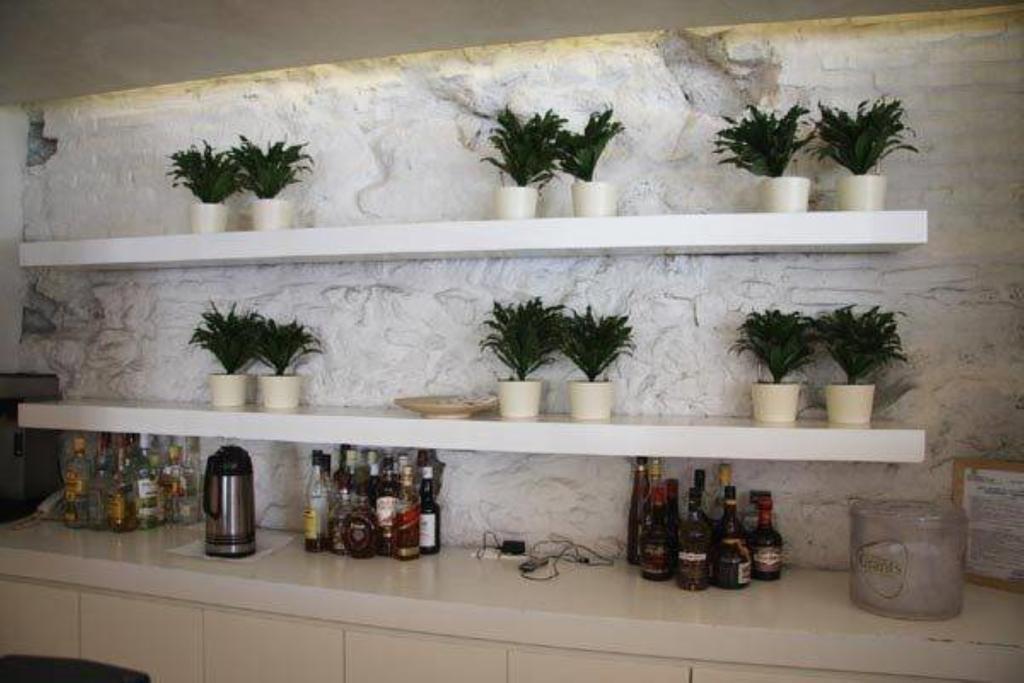 Ariston Hotel Атина Екстериор снимка